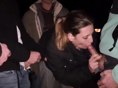 bites il fait sucer des bites a